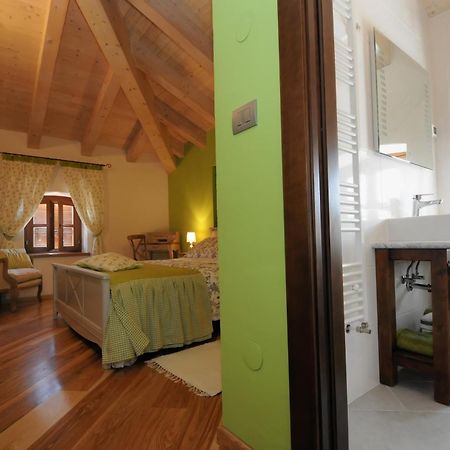 Bed & Breakfast Korta Gira Buici  Værelse billede